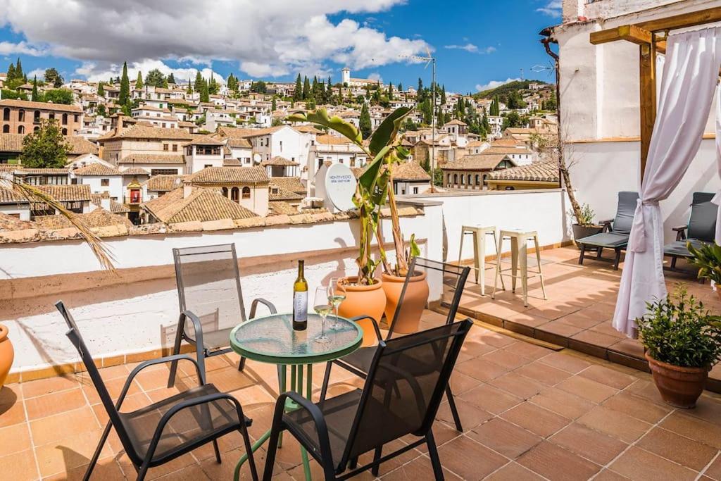דירות גרנדה Cosy Loft With Amazing Terrace & Spectacular Views מראה חיצוני תמונה